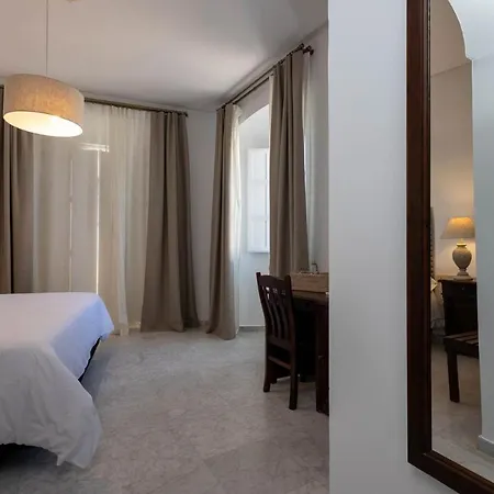 Tugasa Casa Palacio Sidonia מלון 3*